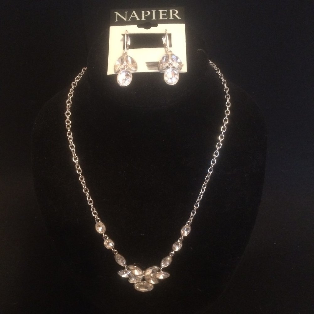 Napier Rhinestone Earrings and Necklace Set 16"/ Drop earrings